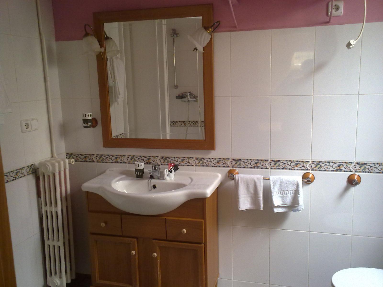 Hostal Porta De Nuria รีเวสเดเฟรแซร์ ภายนอก รูปภาพ