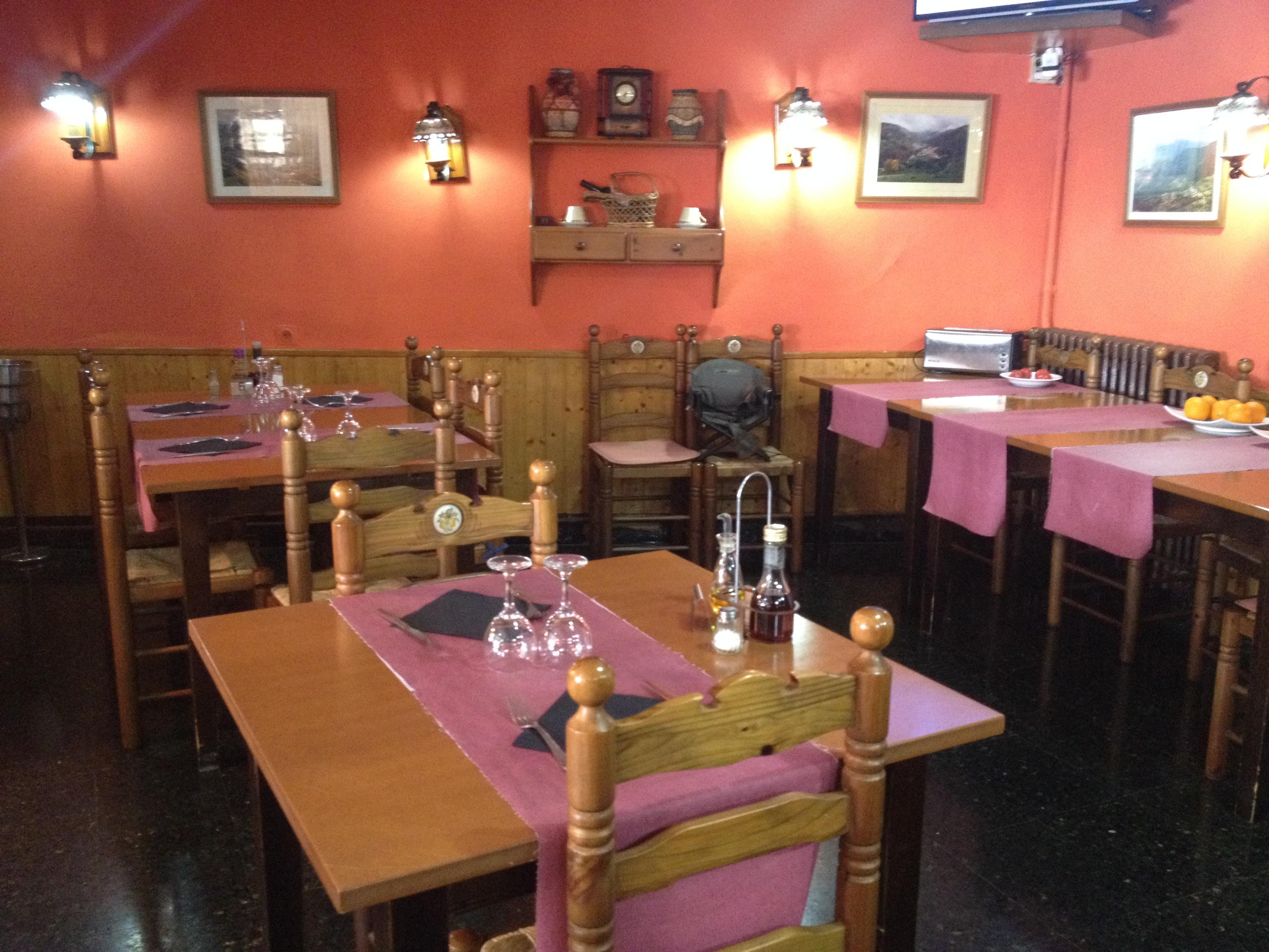 Hostal Porta De Nuria รีเวสเดเฟรแซร์ ภายนอก รูปภาพ