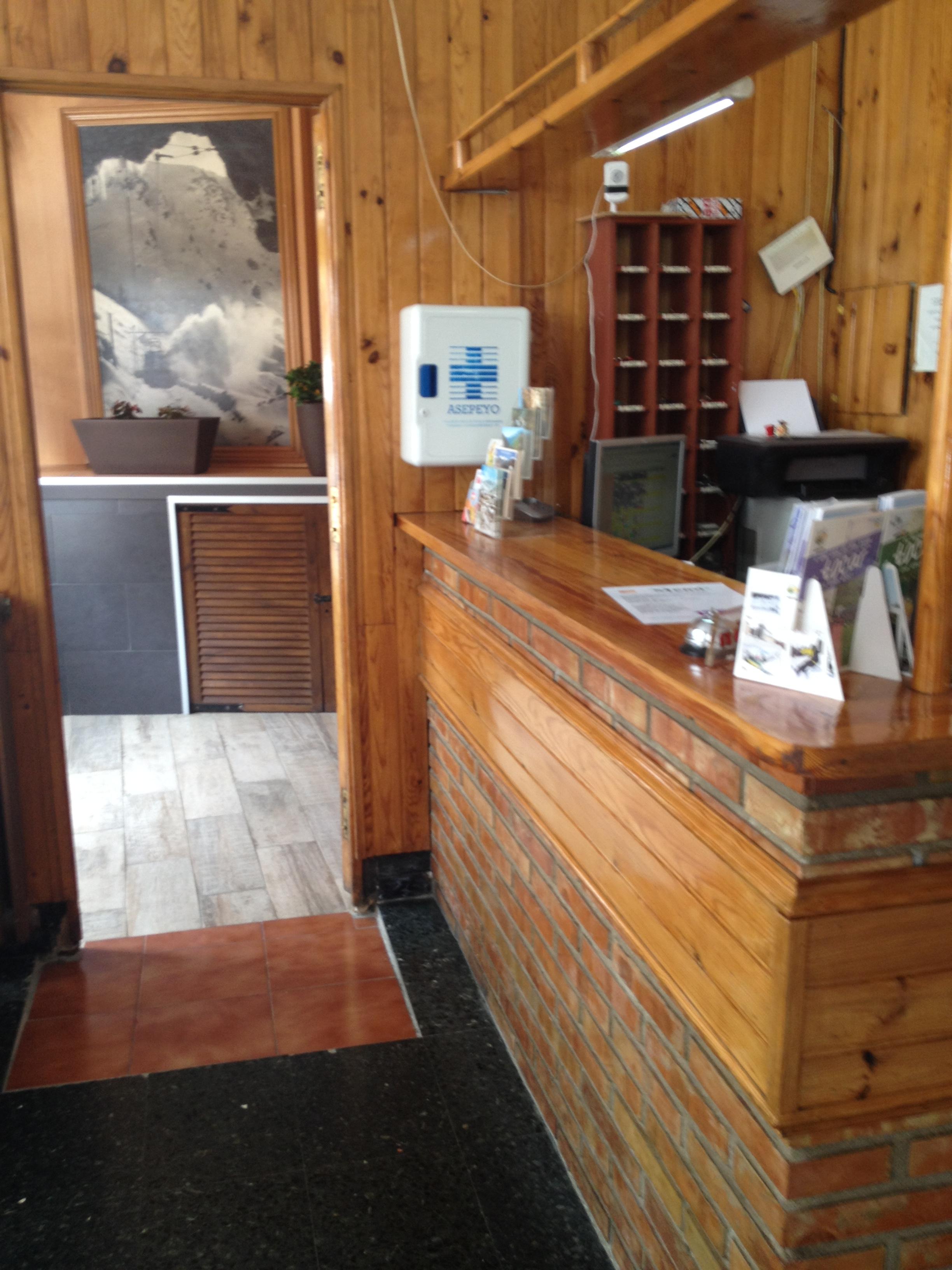 Hostal Porta De Nuria รีเวสเดเฟรแซร์ ภายนอก รูปภาพ