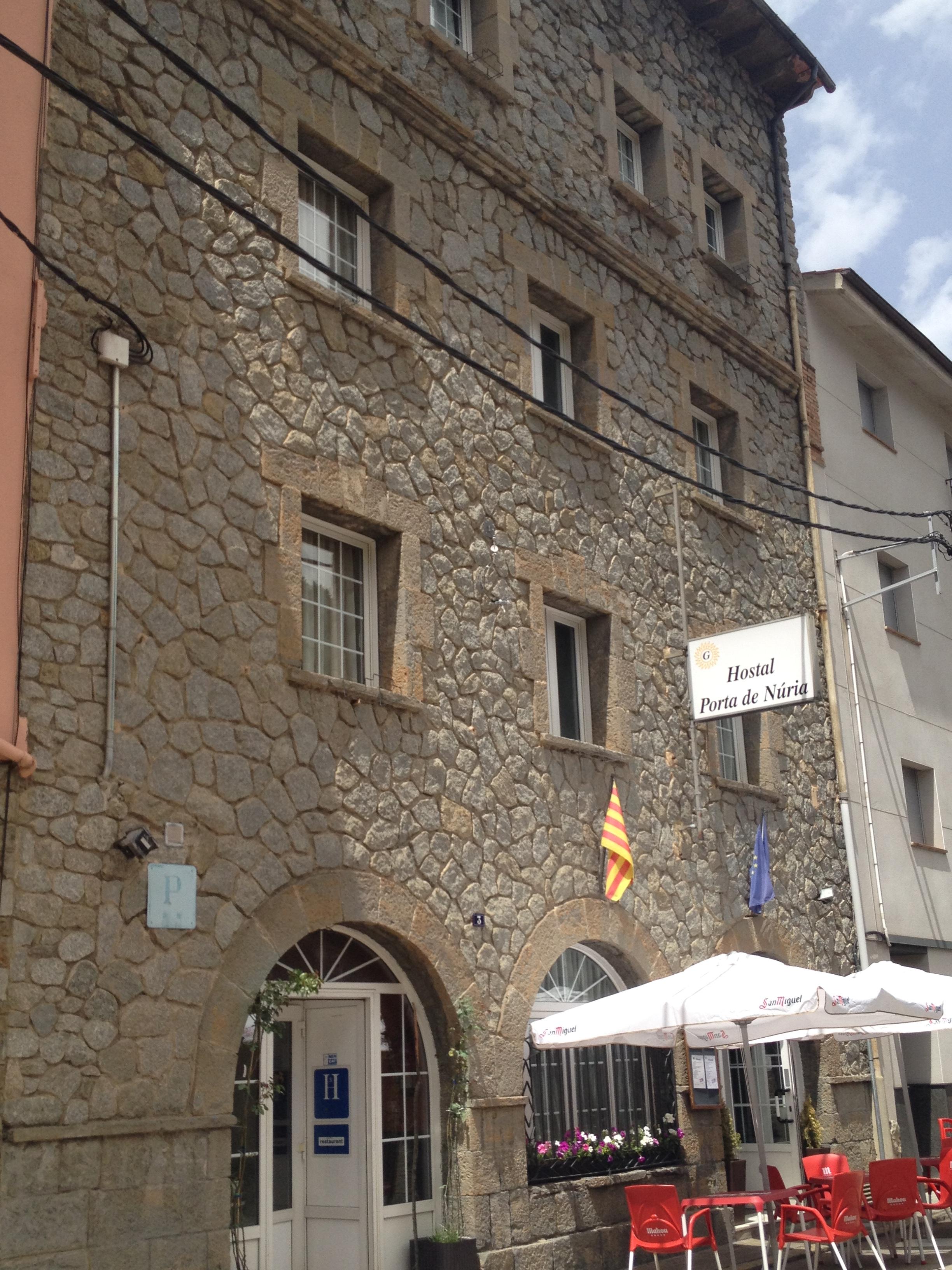 Hostal Porta De Nuria รีเวสเดเฟรแซร์ ภายนอก รูปภาพ