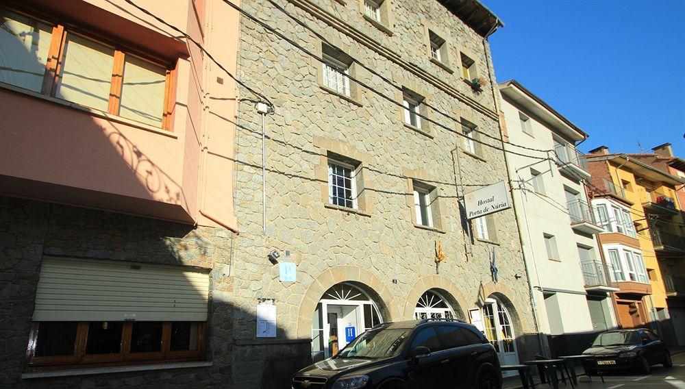 Hostal Porta De Nuria รีเวสเดเฟรแซร์ ภายนอก รูปภาพ